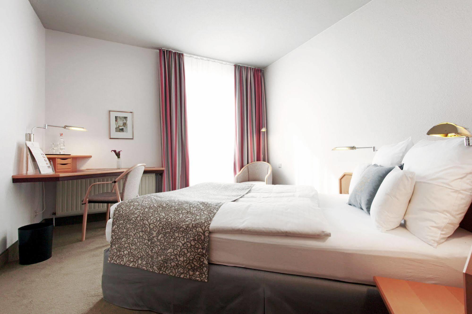 Hotel Haus Duden Wesel  Bagian luar foto